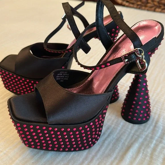 New Dolls Kill Kiss Me Goodnight Satin Platform Heels - Picture 1 of 15